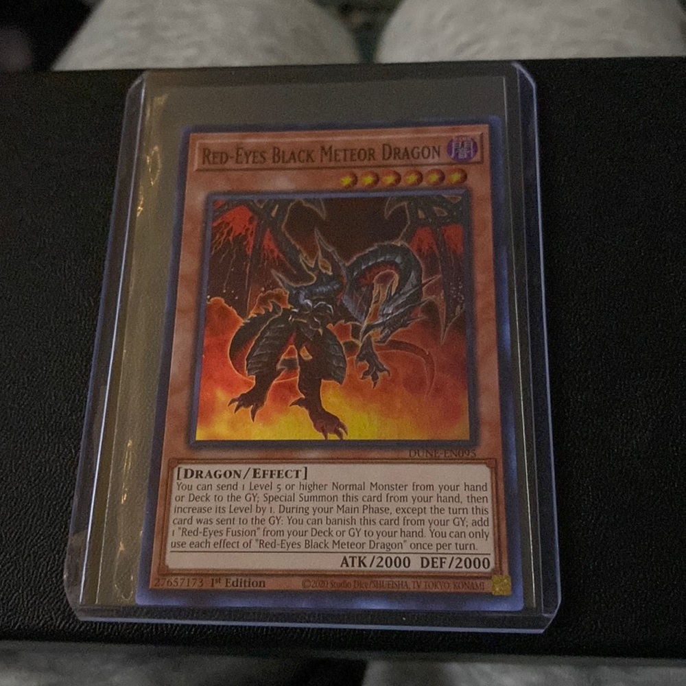 red eyes black meteor dragon